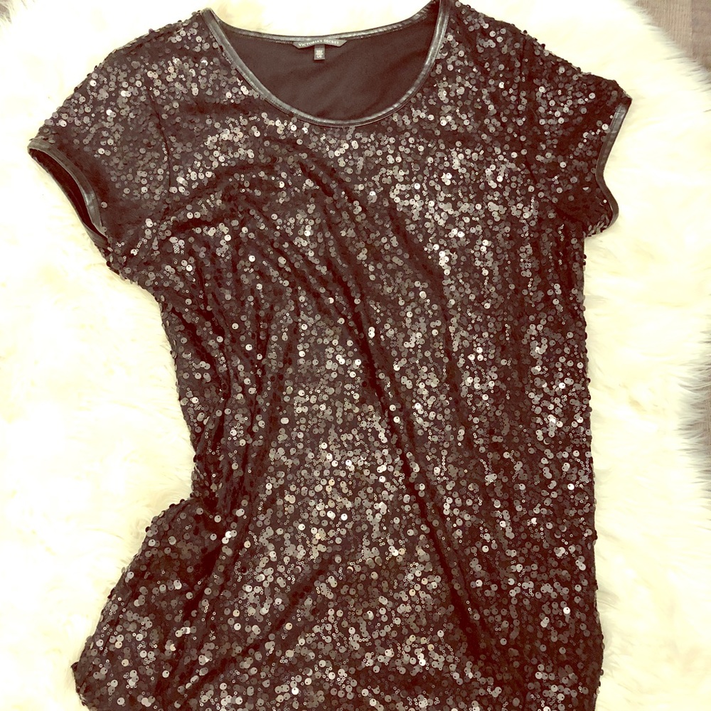 VS sequins party dress. Size LARGE.